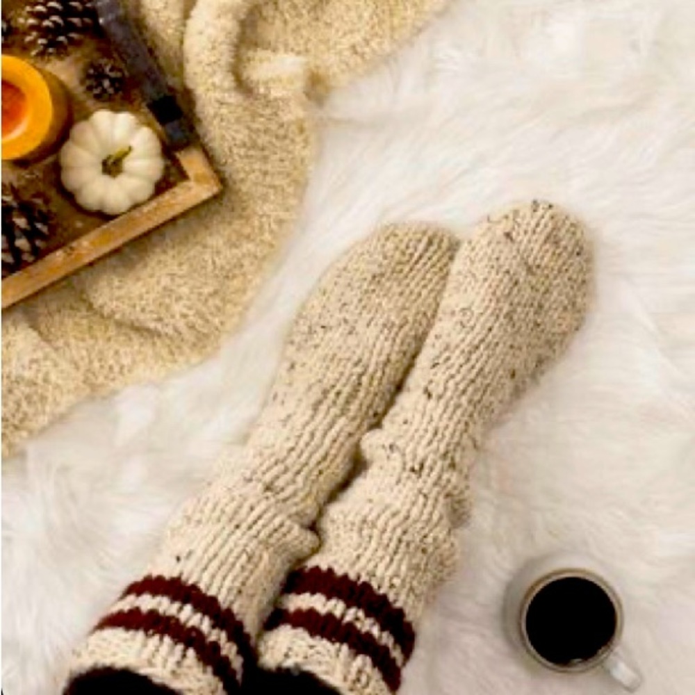 Cozy up ! And shop my closet 💕
